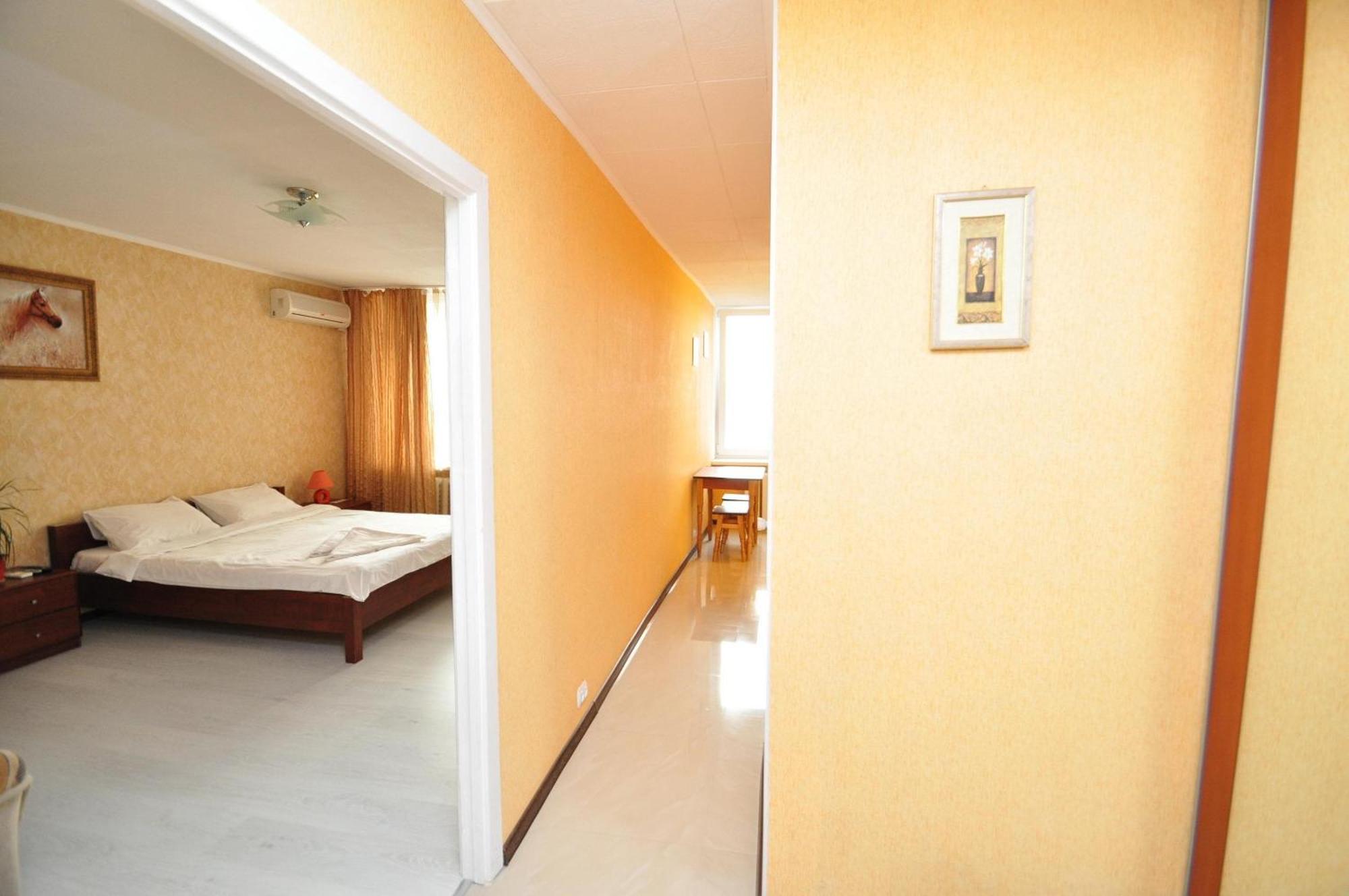 Dayflat Apartments On The Left Bank Kiev Esterno foto
