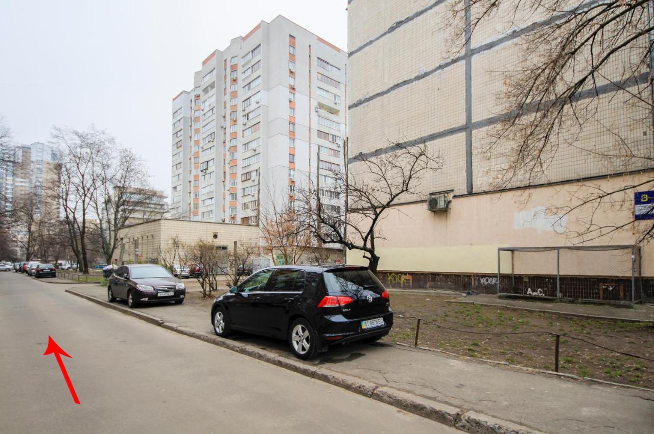 Dayflat Apartments On The Left Bank Kiev Esterno foto